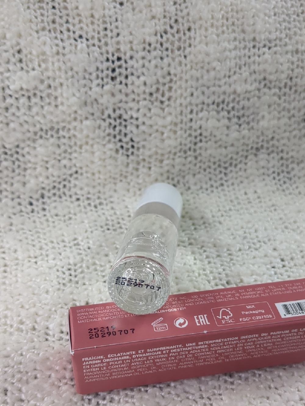 (MALIN+GOETZ) Rollerball strawberry perfume oil., 7ml/0.20fl oz - Picture 3 of 10